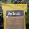 bolsa de bochashi flora apoyado en la tierra